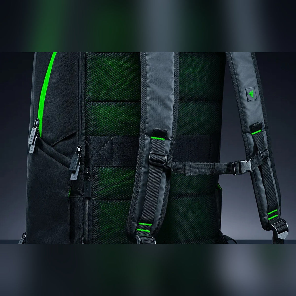 תיק גב למחשב נייד Razer Rogue Backpack V4 – תמונה 6